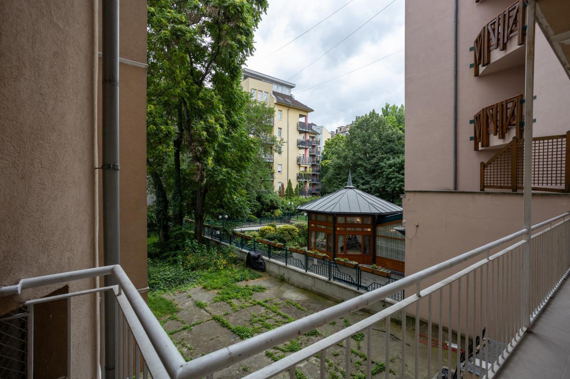 Whiteangel Apartments Budapest Exterior photo